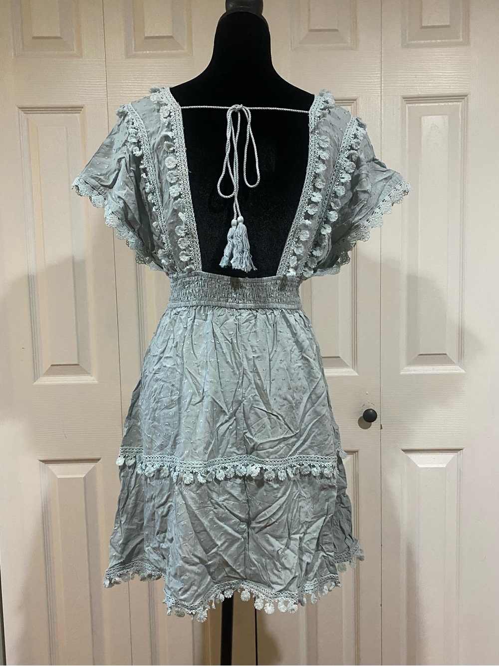 Lace Detail Plunge Short Sleeve Mini Dress - Picture 3 of 13